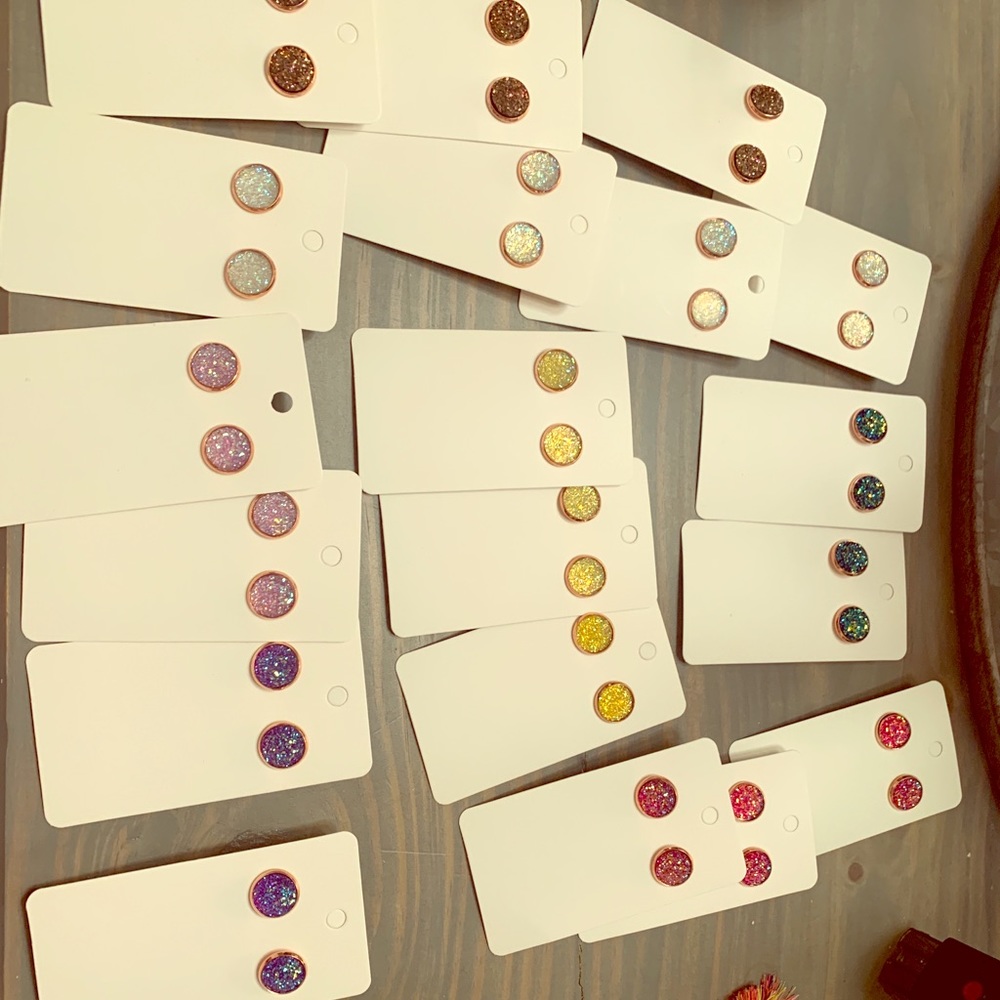 Lot of druzy 12mm studs